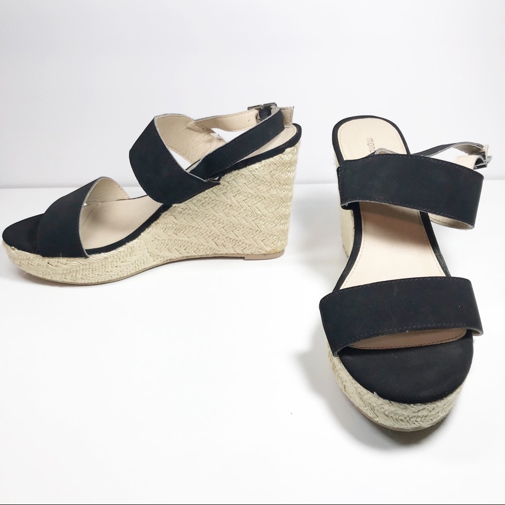 Montego Bay Club black wedge buckle sandals